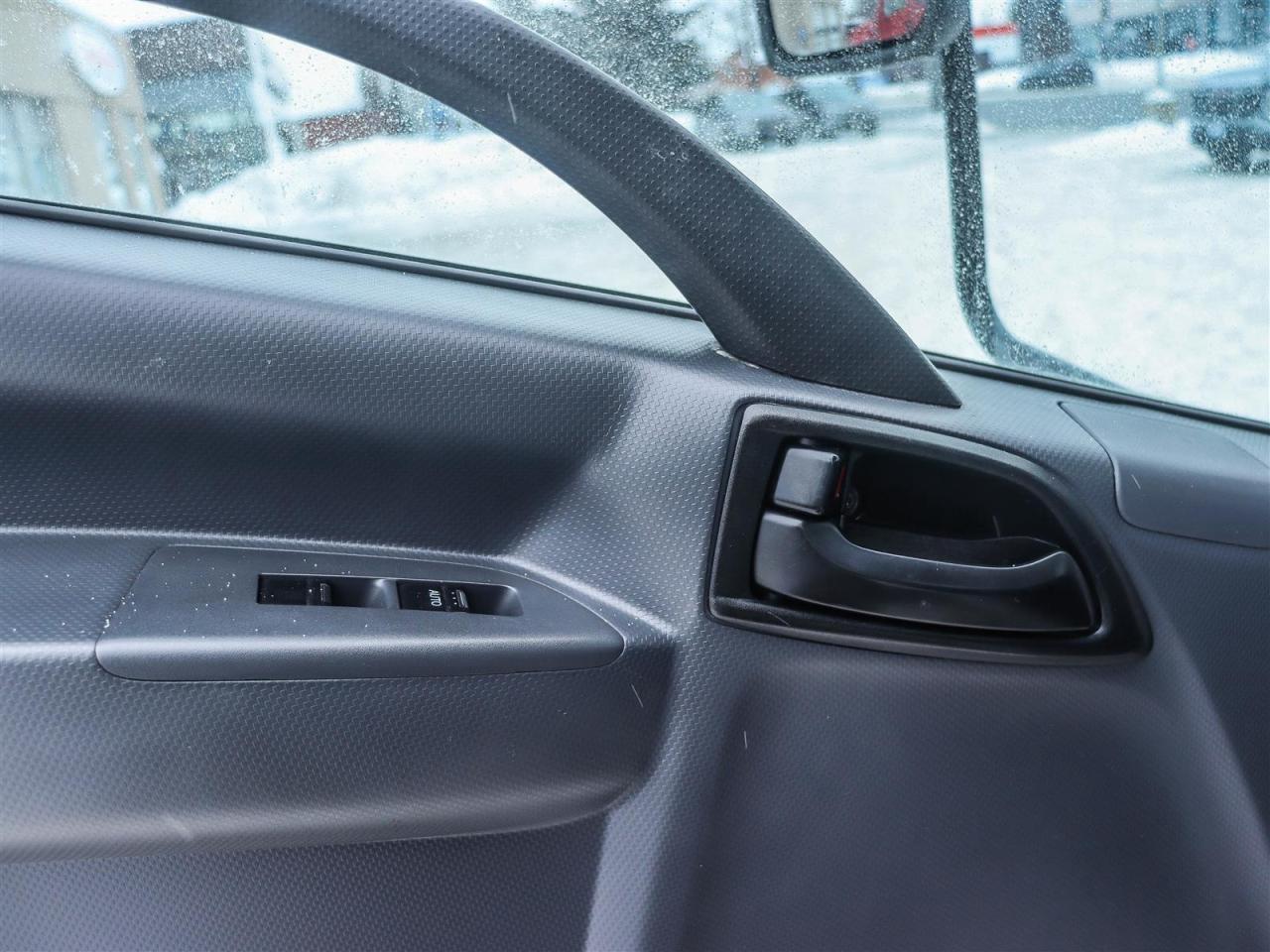 2024 Isuzu NPR  Photo