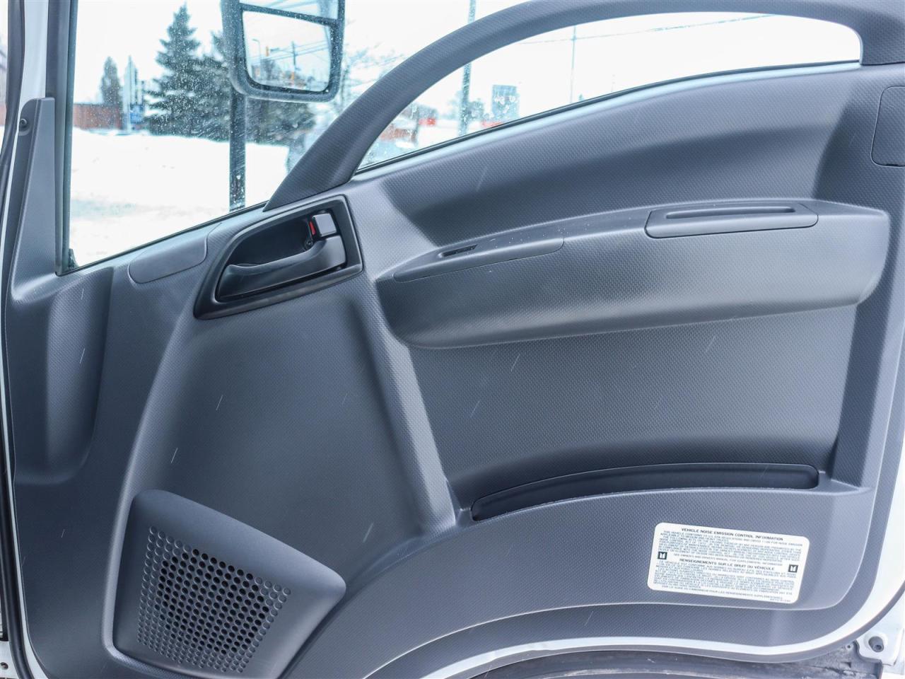 2024 Isuzu NPR  Photo