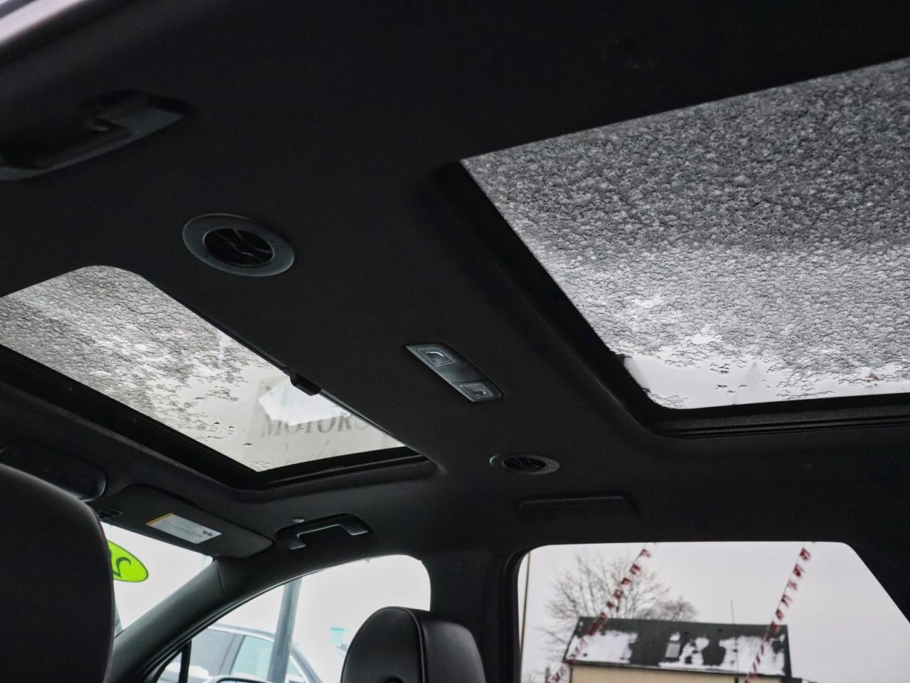 2023 Buick Enclave Avenir AWD Photo