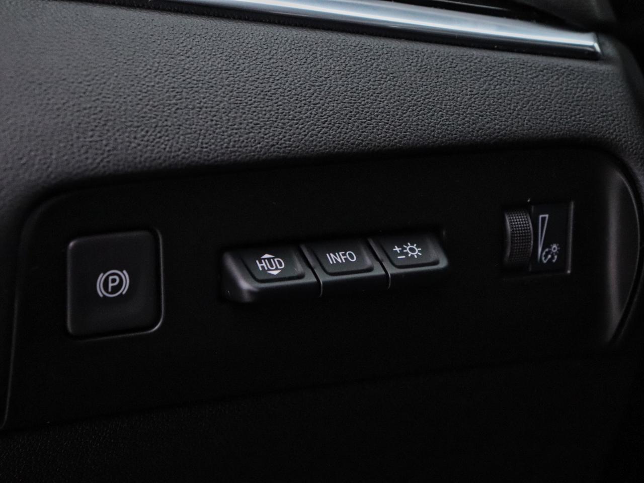 2023 Buick Enclave Avenir AWD Photo