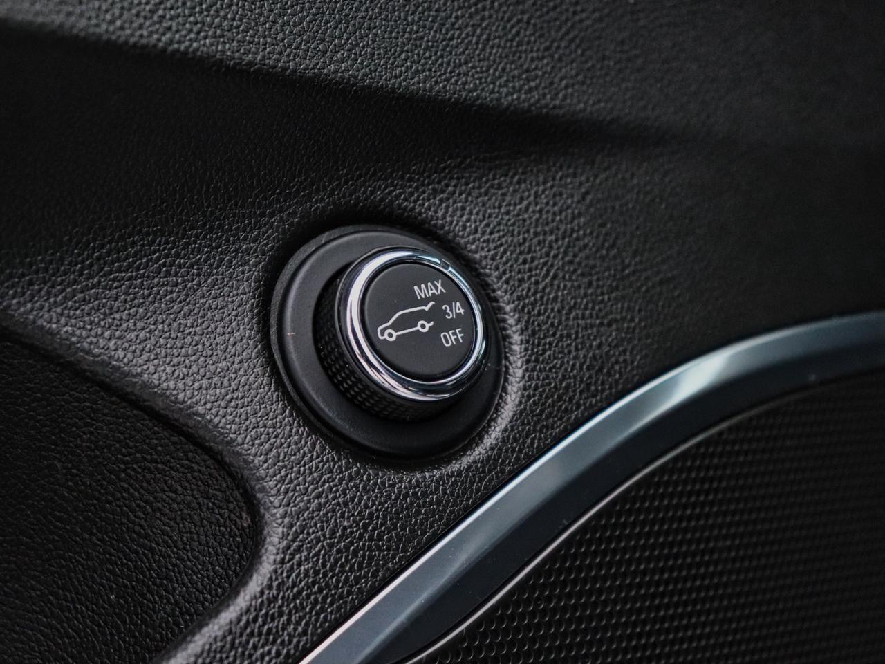 2023 Buick Enclave Avenir AWD Photo