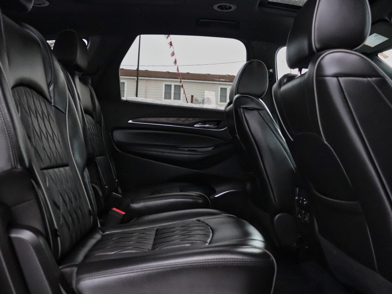 2023 Buick Enclave Avenir AWD Photo