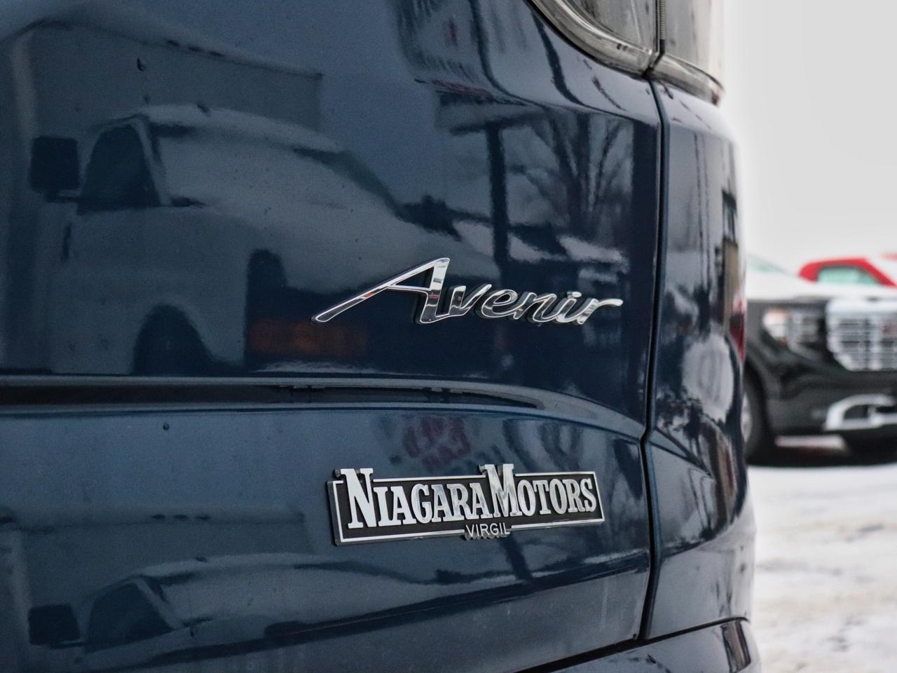 2023 Buick Enclave Avenir AWD Photo