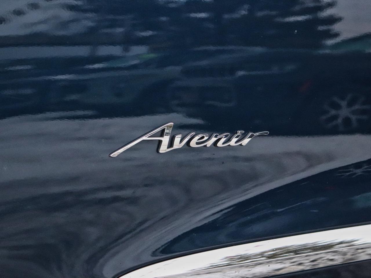 2023 Buick Enclave Avenir AWD Photo