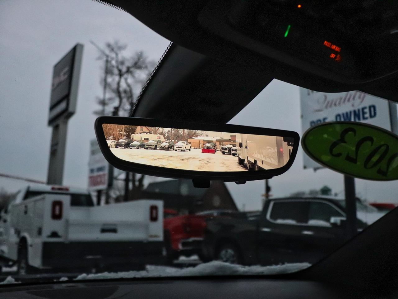 2023 Buick Enclave Avenir AWD Photo