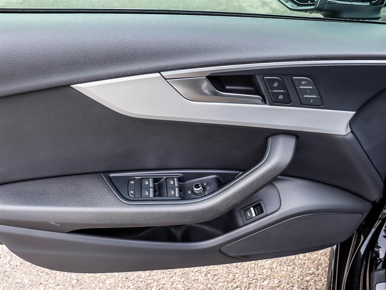 2020 Audi A4 2.0T Komfort quattro 7sp S tronic Photo