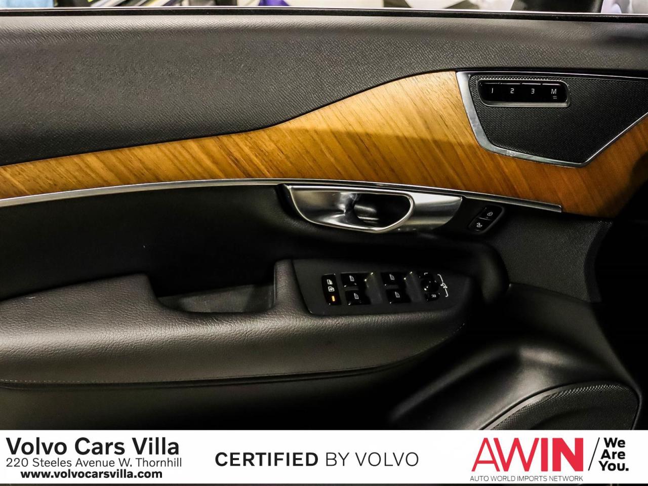 2022 Volvo XC90 T6 AWD Momentum (7-Seat) Photo