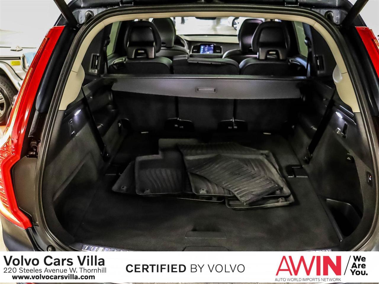 2022 Volvo XC90 T6 AWD Momentum (7-Seat) Photo