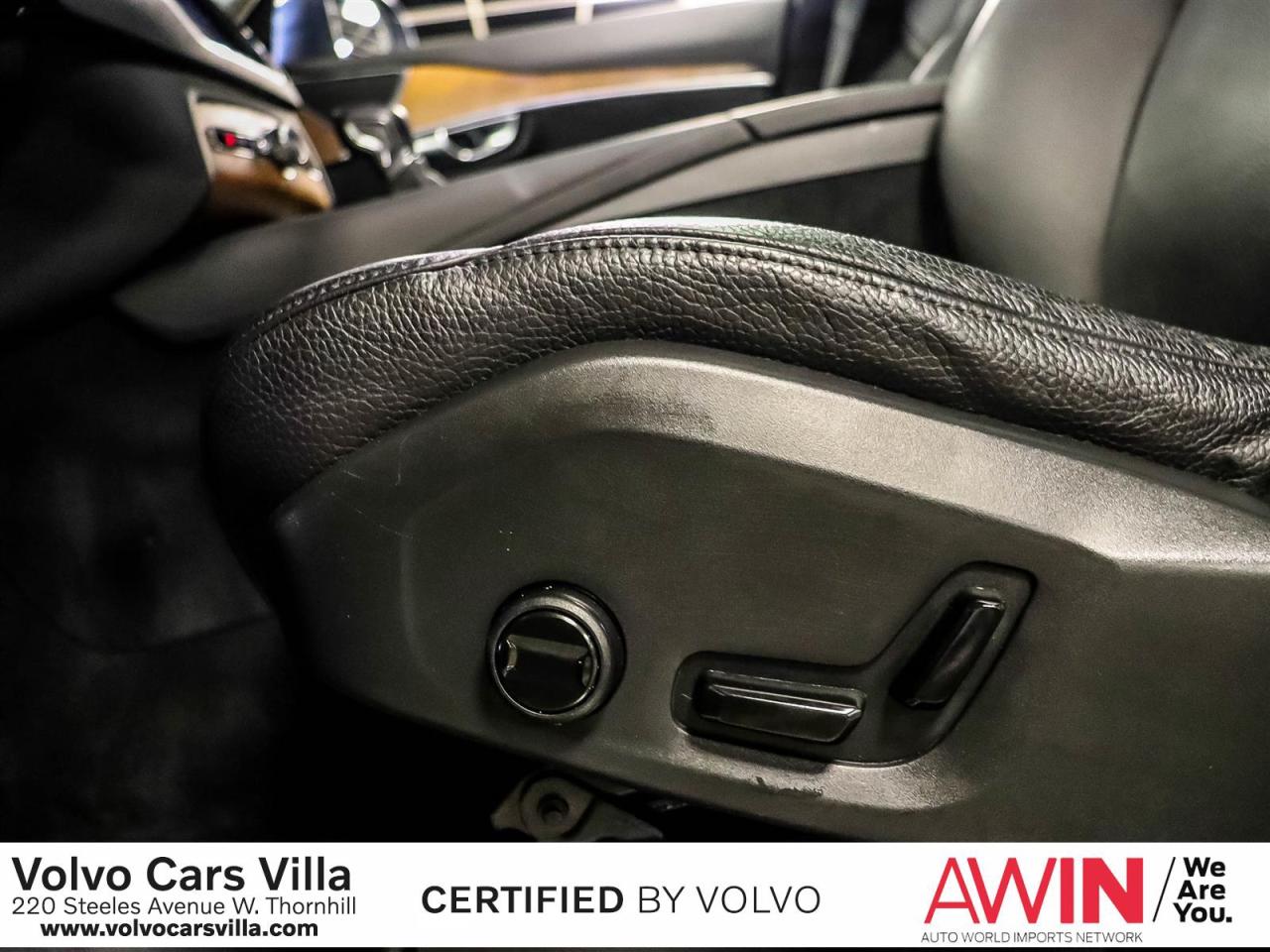 2022 Volvo XC90 T6 AWD Momentum (7-Seat) Photo