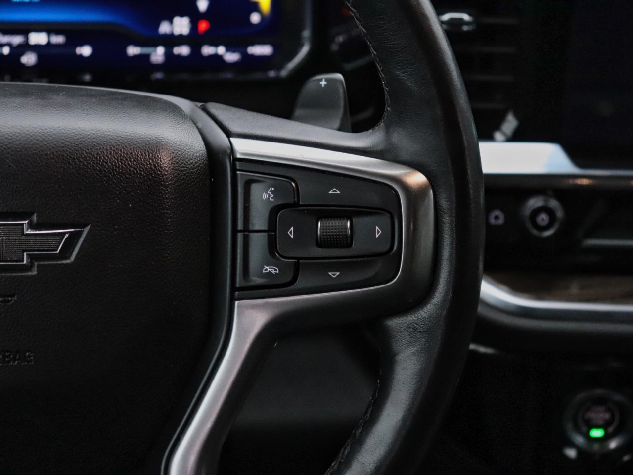 2022 Chevrolet Silverado 1500 RST Crew Cab 4WD Photo