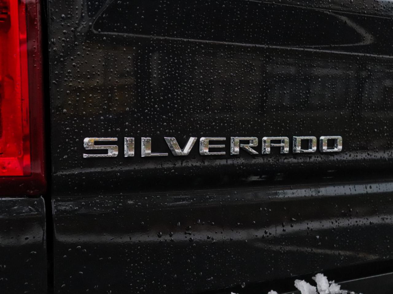 2022 Chevrolet Silverado 1500 RST Crew Cab 4WD Photo