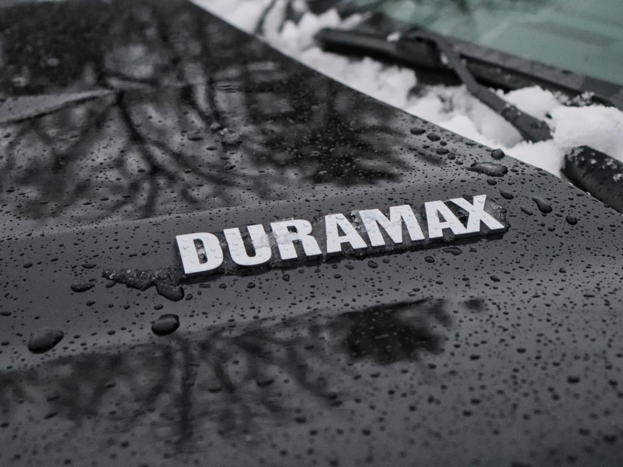 2022 Chevrolet Silverado 1500 RST Crew Cab 4WD Photo