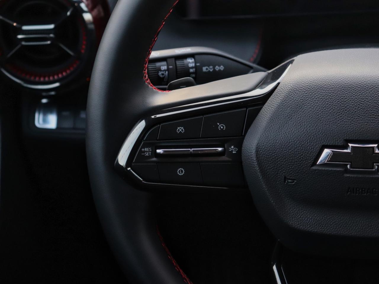 2025 Chevrolet Equinox RS AWD Photo