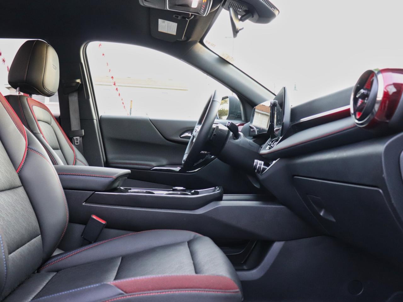 2025 Chevrolet Equinox RS AWD Photo