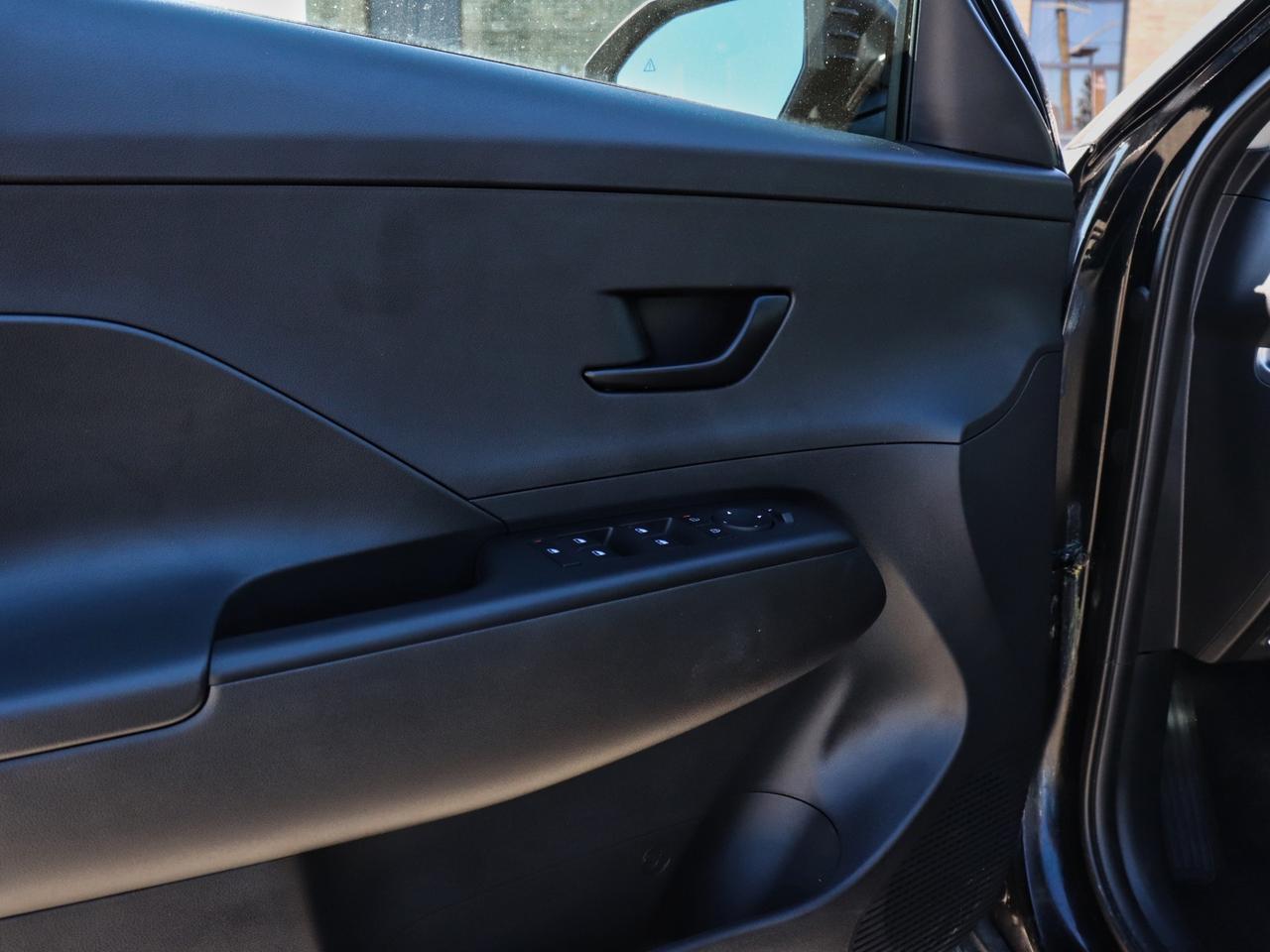 2025 Hyundai KONA Preferred Sport - 1.6T AWD | Sunroof | Carplay Photo