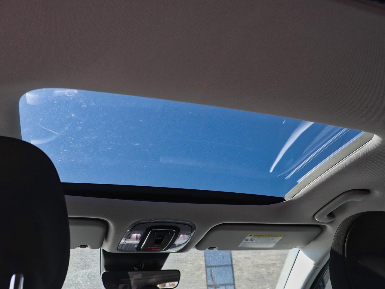 2025 Hyundai KONA Preferred Sport - 1.6T AWD | Sunroof | Carplay Photo
