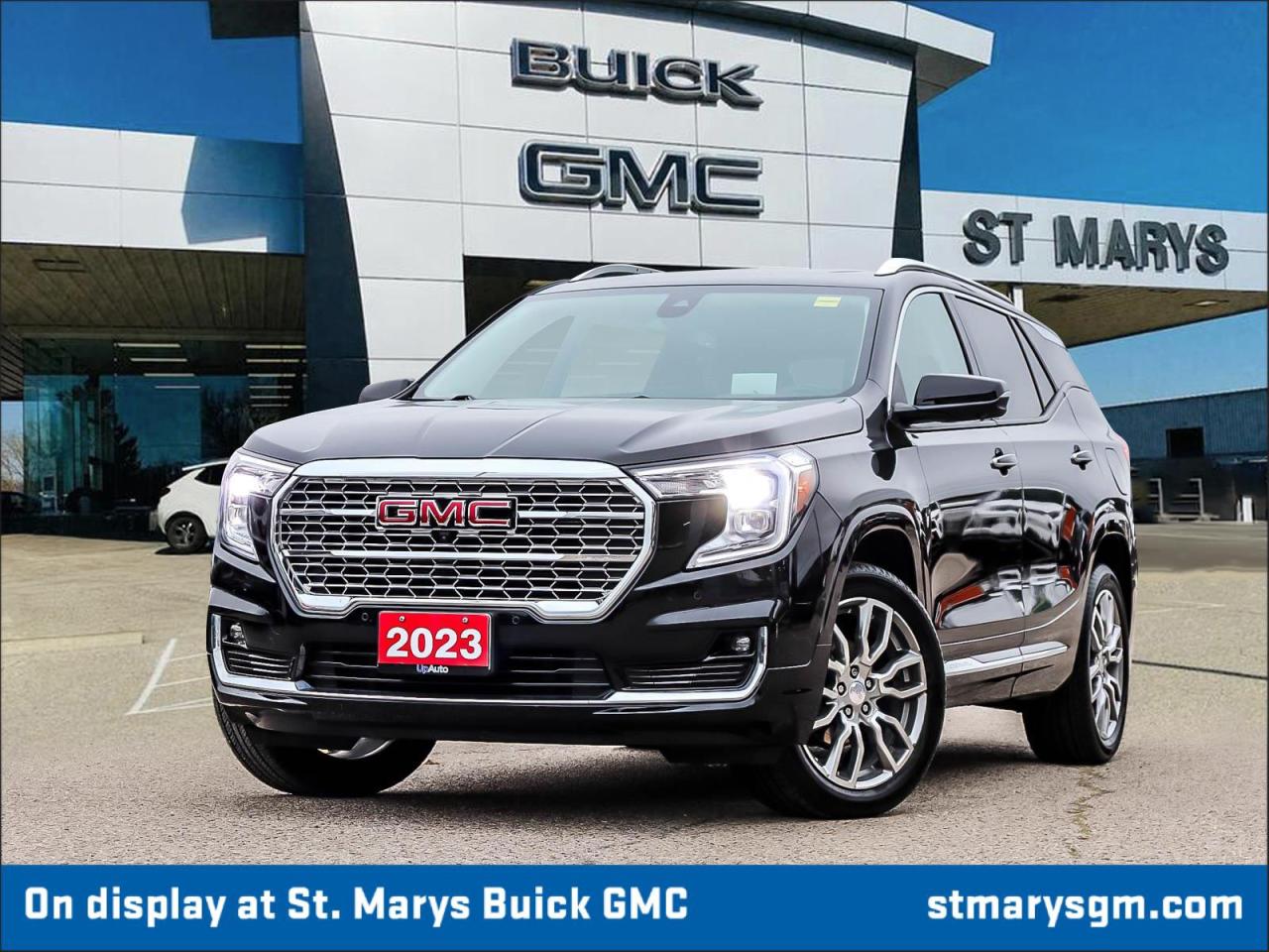 2023 GMC Terrain Denali Photo0