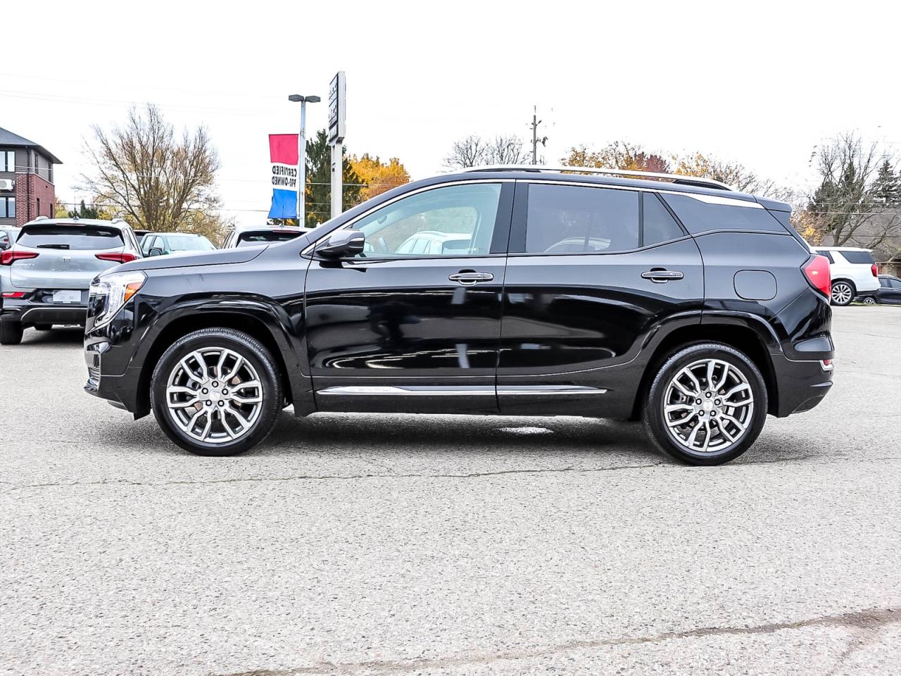 2023 GMC Terrain Denali Photo
