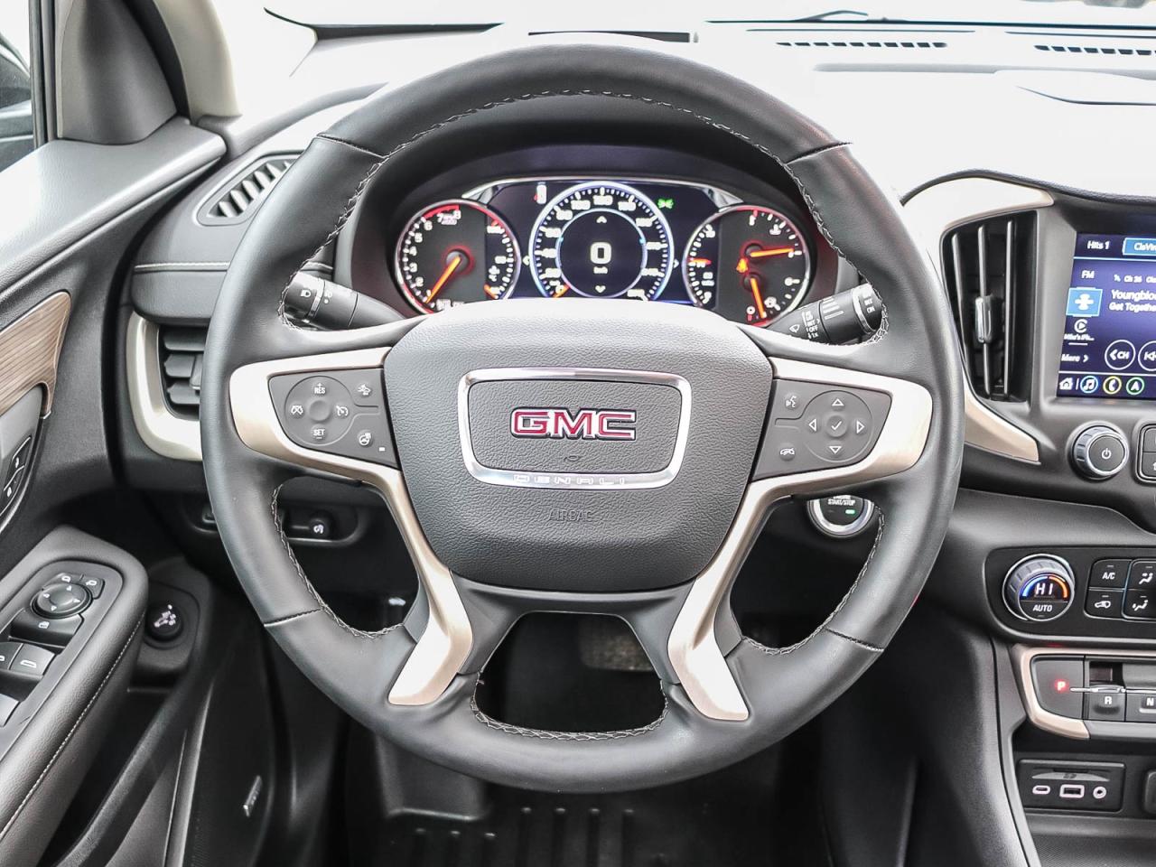 2023 GMC Terrain Denali Photo