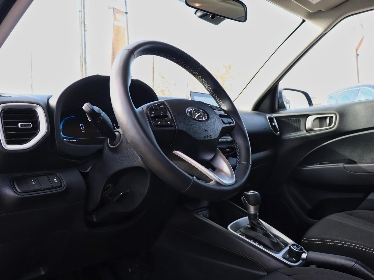 2025 Hyundai Venue Preferred - | Carplay | Remote Start | 3.99% Finance Available Photo