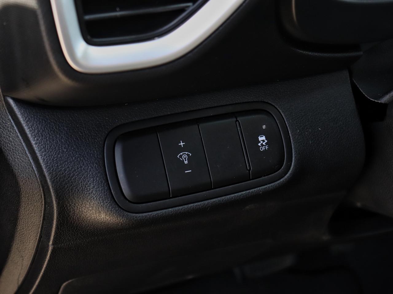 2025 Hyundai Venue Preferred - | Carplay | Remote Start | 3.99% Finance Available Photo