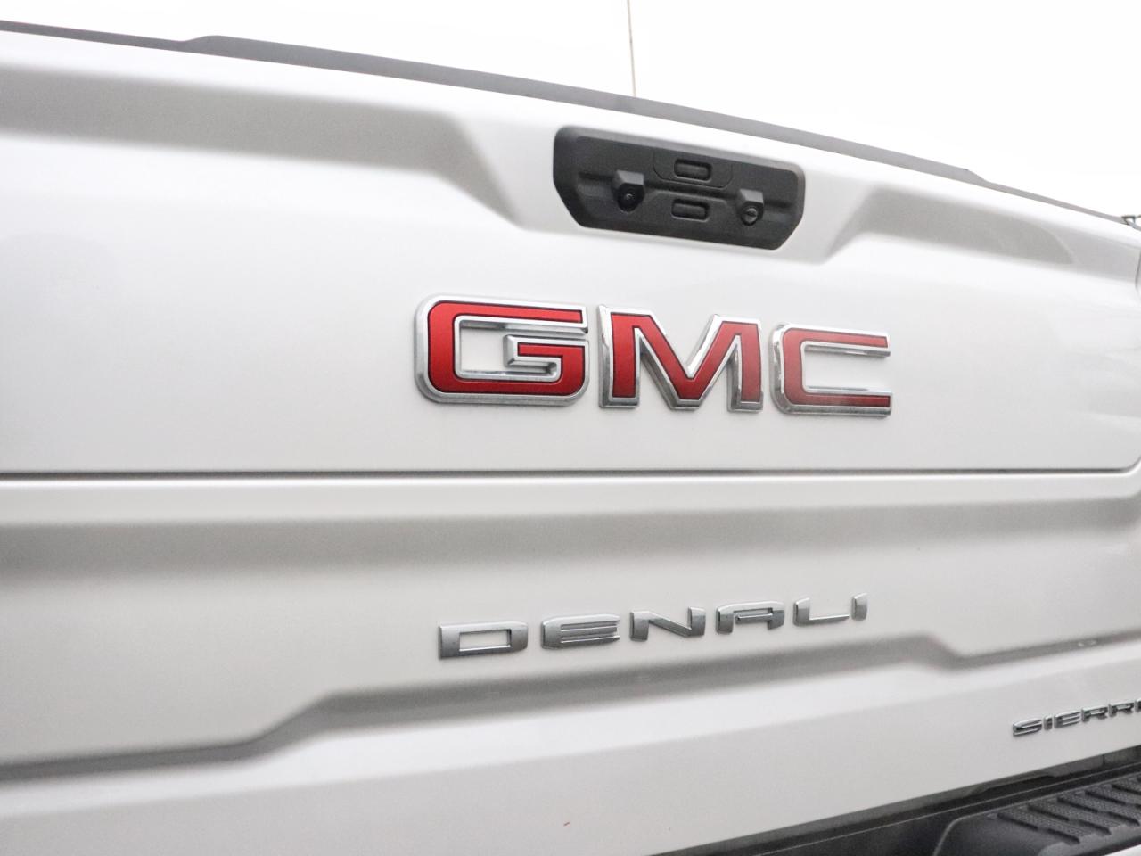 2025 GMC Sierra 1500 Denali Crew Cab Short Box 4WD Photo