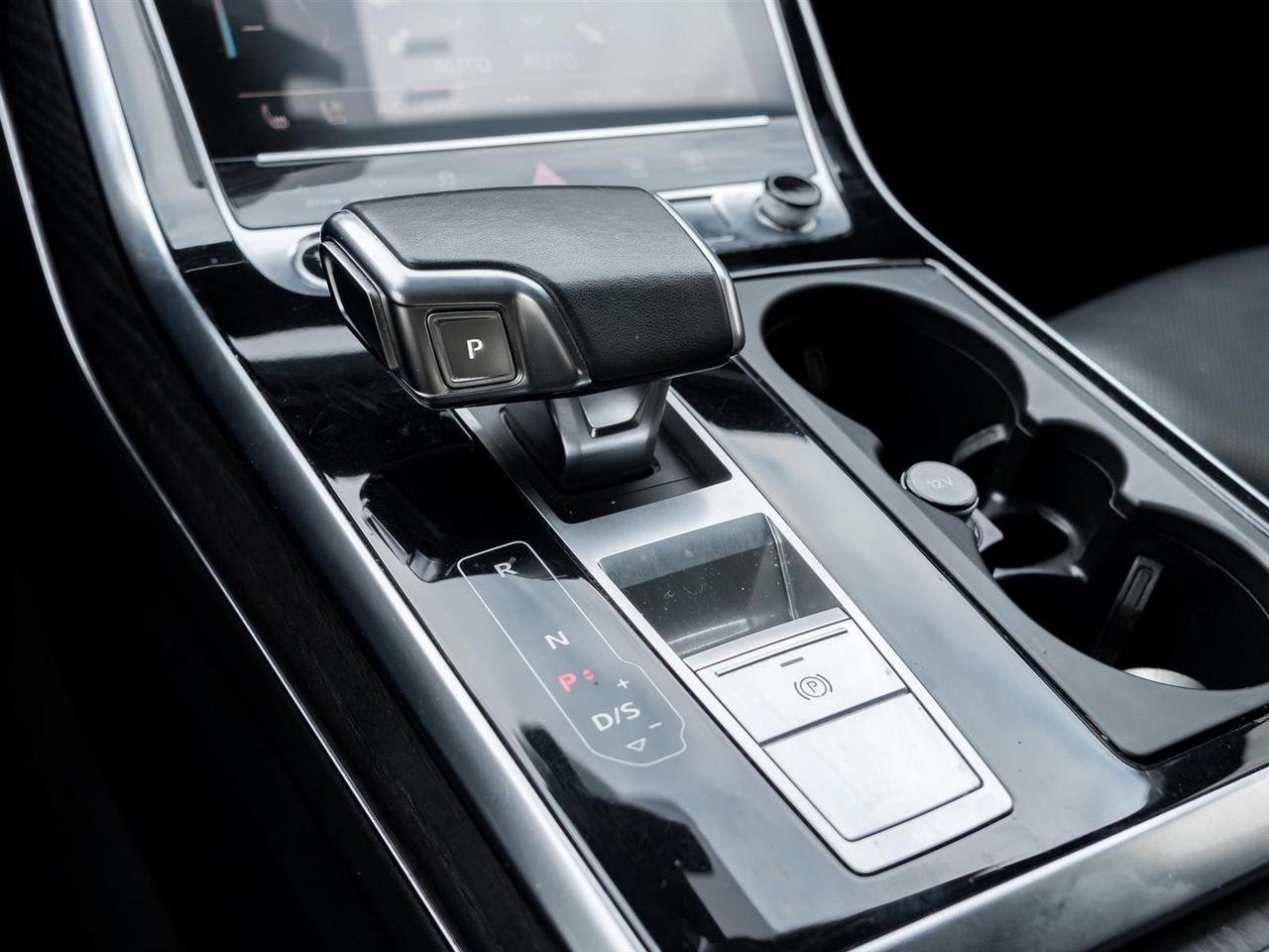 2021 Audi Q7 Technik- Panoramic Sunroof | 360 Camera Photo