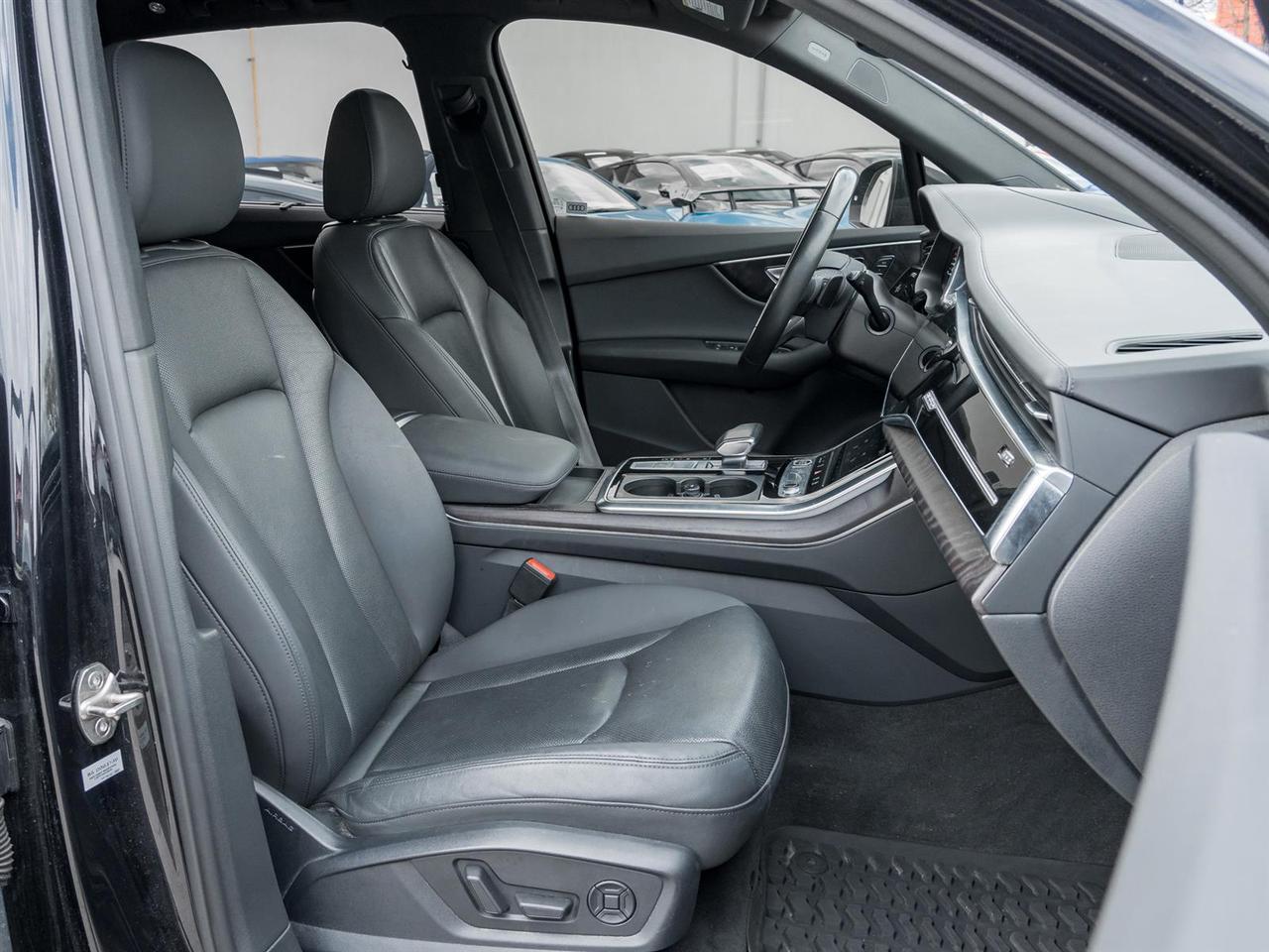 2021 Audi Q7 Technik- Panoramic Sunroof | 360 Camera Photo