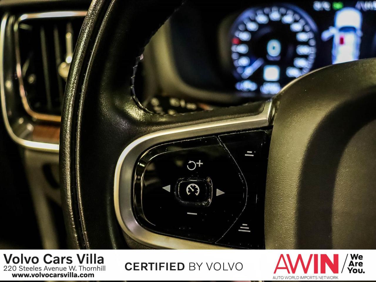 2021 Volvo S60 T5 AWD Momentum Photo