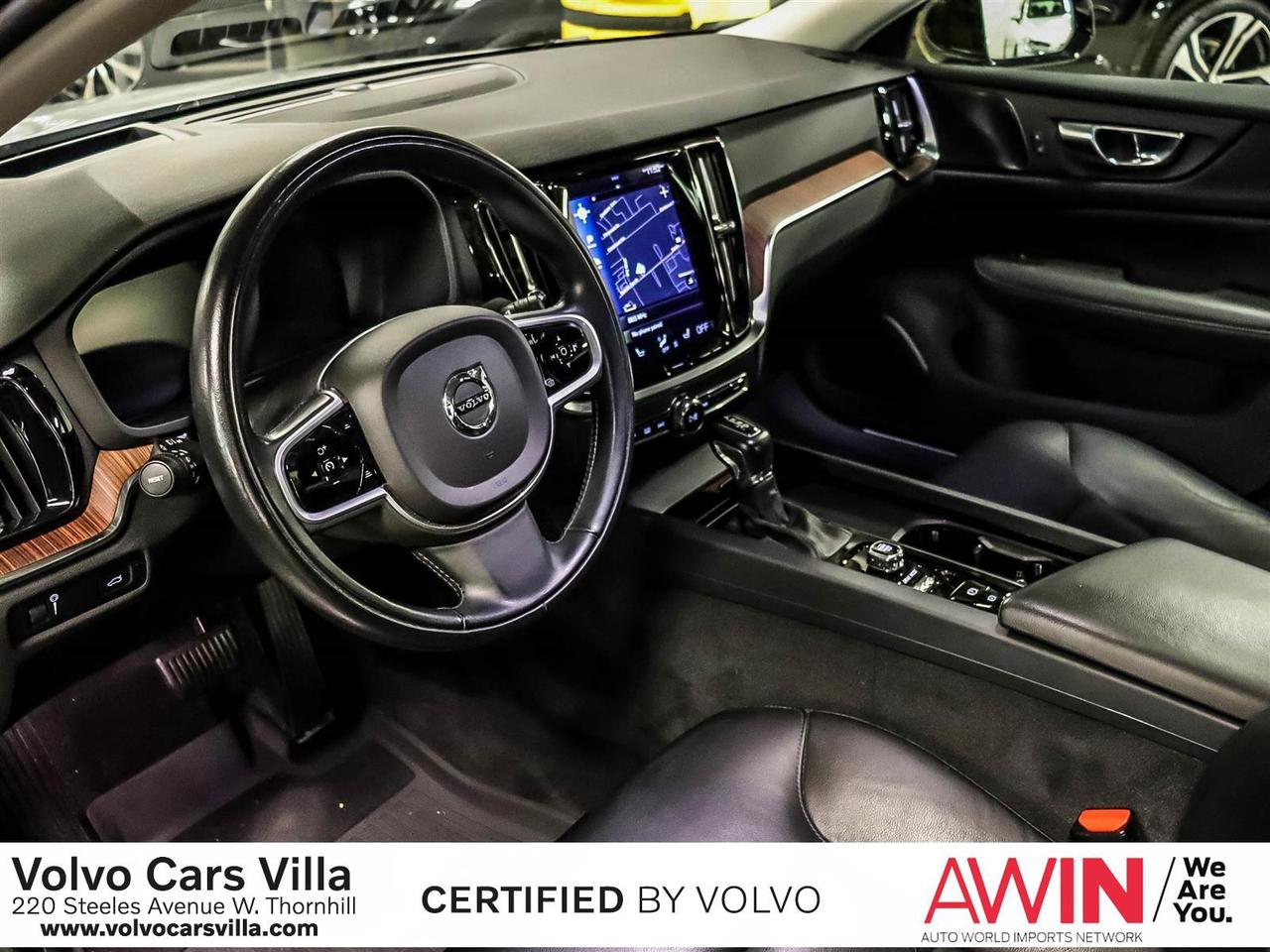 2021 Volvo S60 T5 AWD Momentum Photo