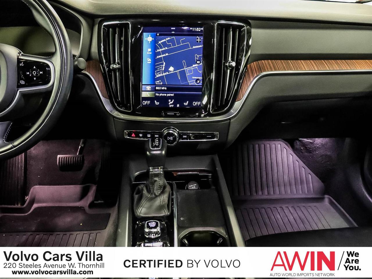 2021 Volvo S60 T5 AWD Momentum Photo