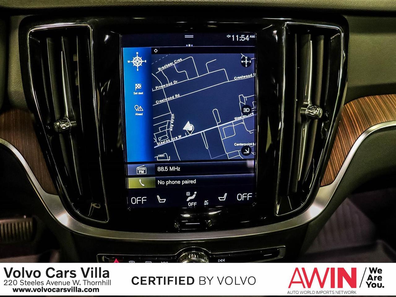 2021 Volvo S60 T5 AWD Momentum Photo