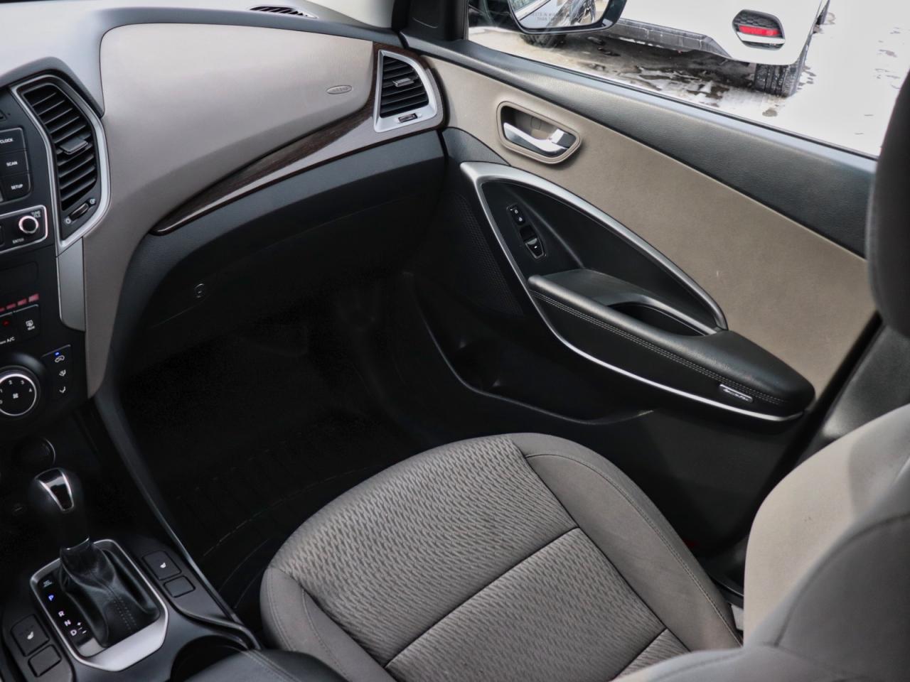 2018 Hyundai Santa Fe Base Photo