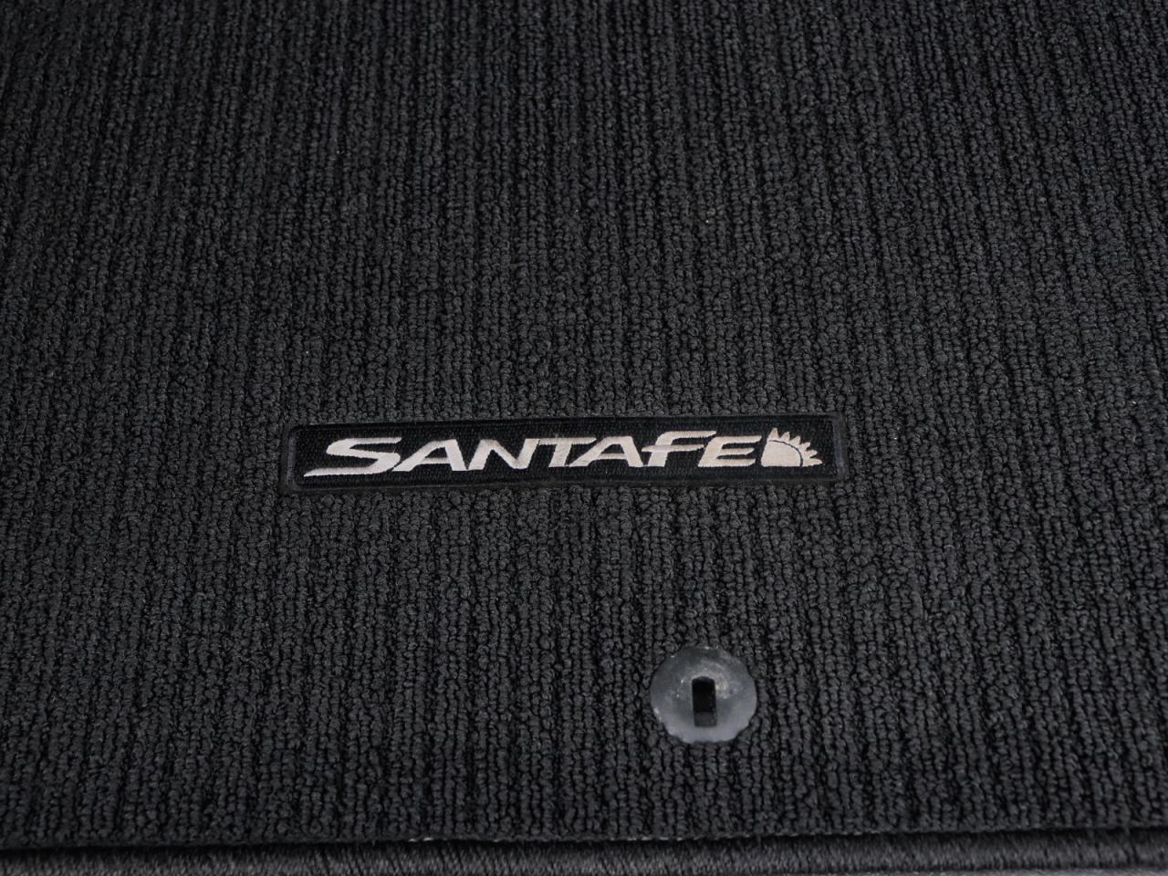 2018 Hyundai Santa Fe Base Photo