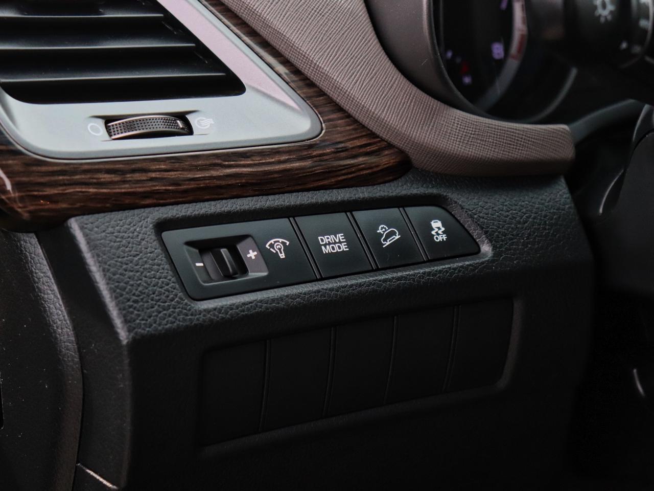 2018 Hyundai Santa Fe Base Photo