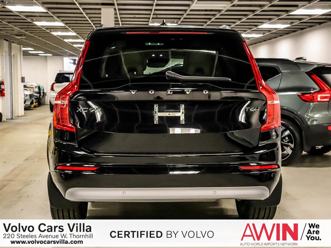 2022 Volvo XC90 T6 AWD Momentum (7-Seat) Photo2