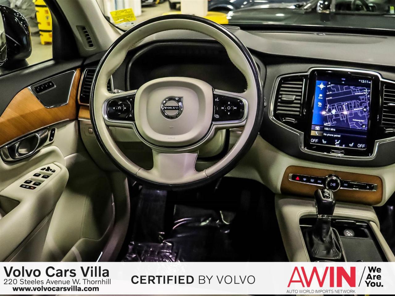 2022 Volvo XC90 T6 AWD Momentum (7-Seat) Photo