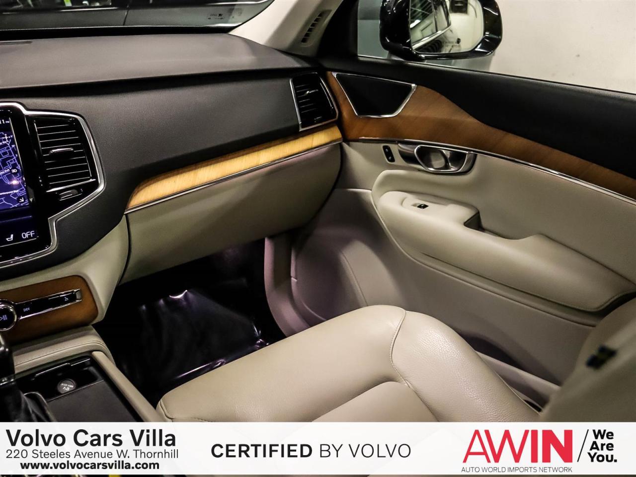 2022 Volvo XC90 T6 AWD Momentum (7-Seat) Photo