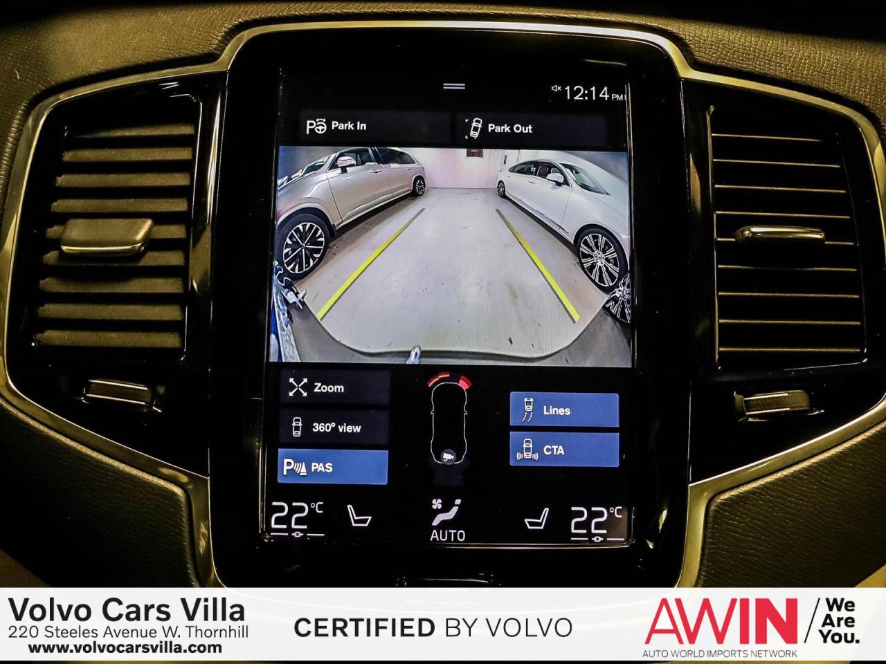 2022 Volvo XC90 T6 AWD Momentum (7-Seat) Photo