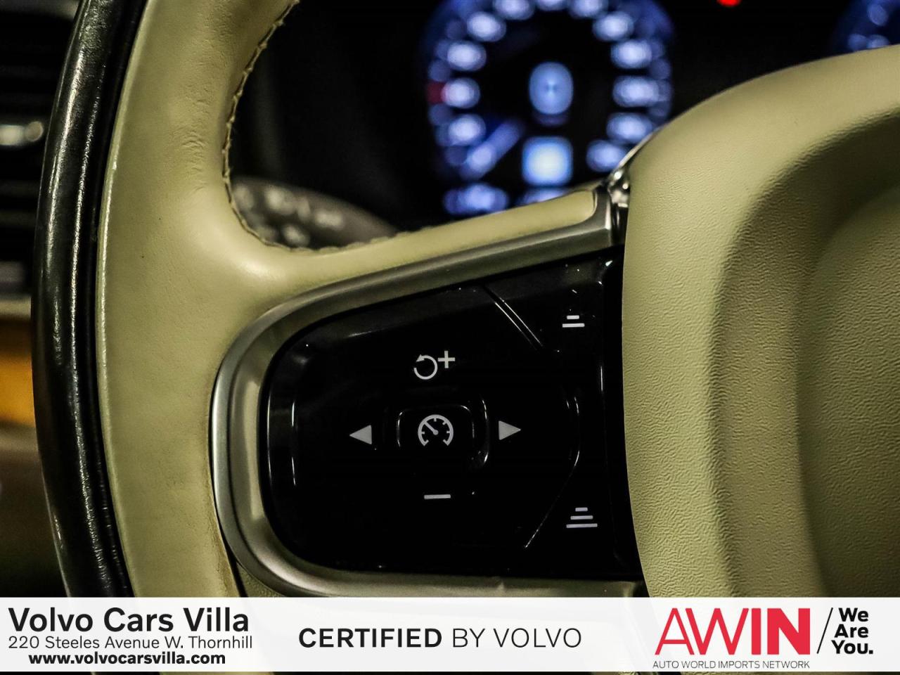 2022 Volvo XC90 T6 AWD Momentum (7-Seat) Photo