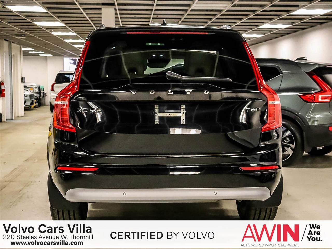 2022 Volvo XC90 T6 AWD Momentum (7-Seat) Photo