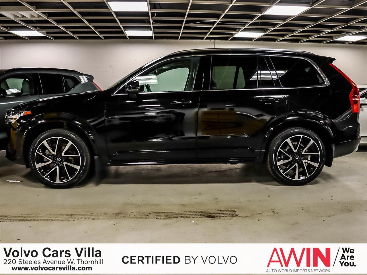 2022 Volvo XC90 T6 AWD Momentum (7-Seat) Photo