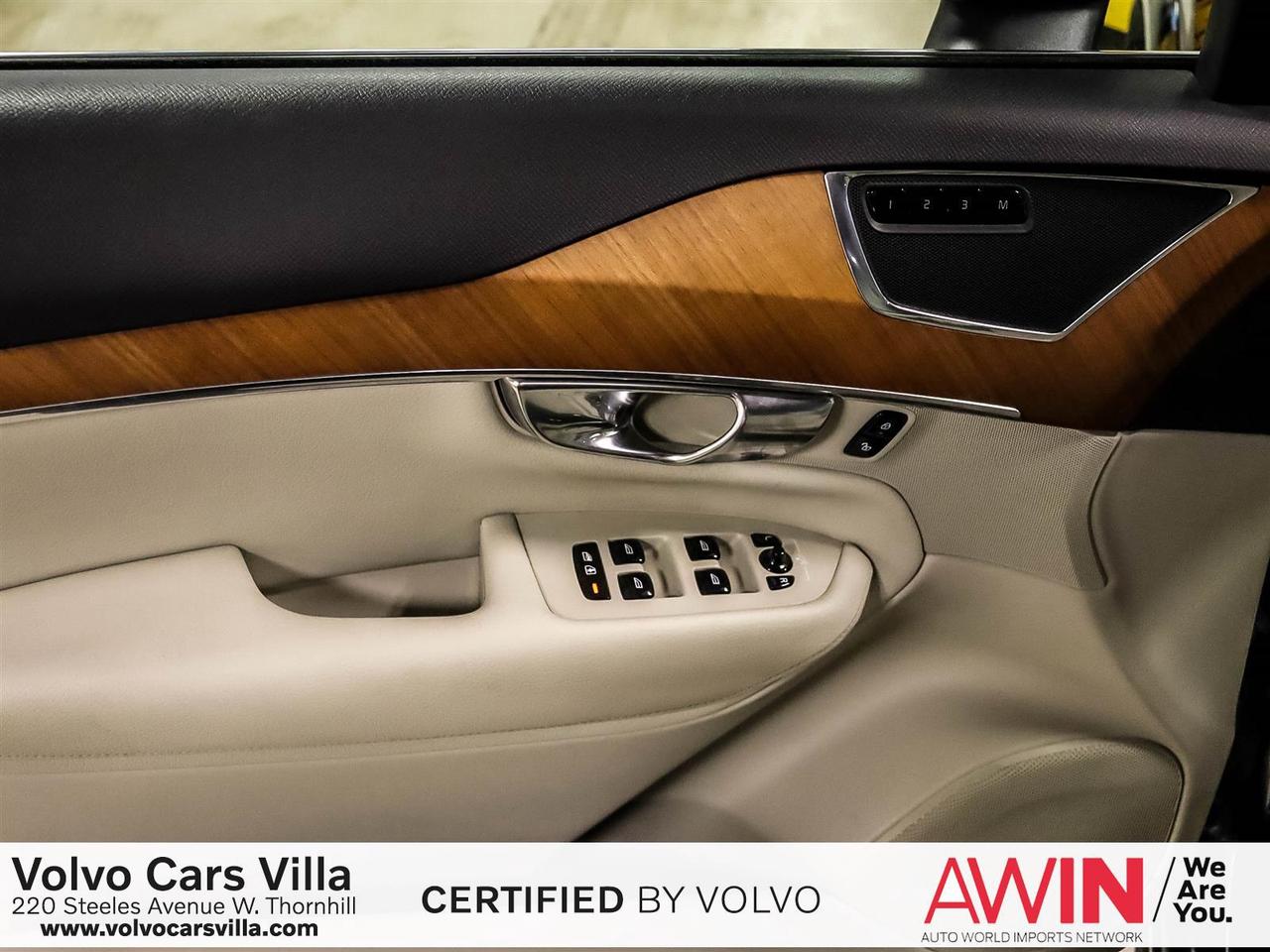 2022 Volvo XC90 T6 AWD Momentum (7-Seat) Photo