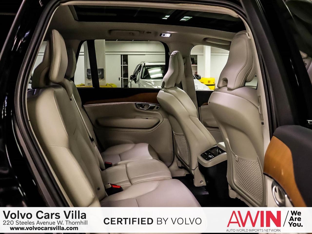 2022 Volvo XC90 T6 AWD Momentum (7-Seat) Photo
