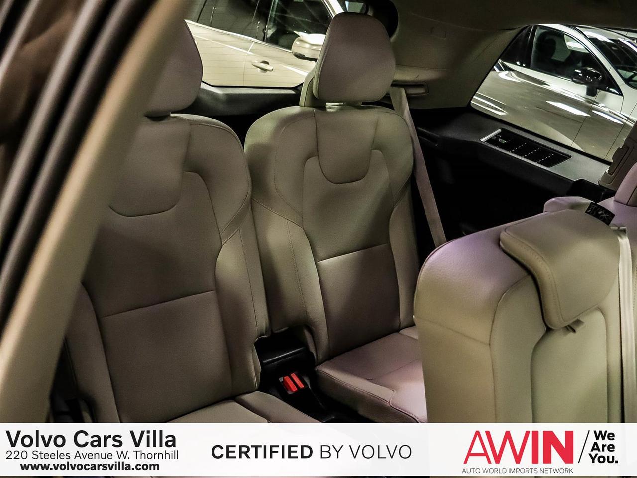 2022 Volvo XC90 T6 AWD Momentum (7-Seat) Photo