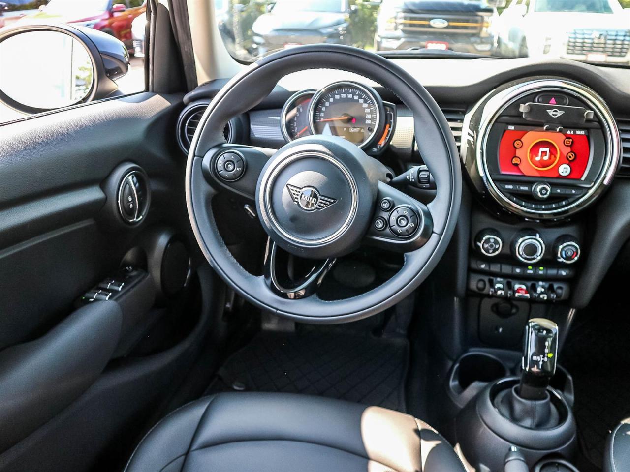 2020 MINI Cooper 5 Door Photo