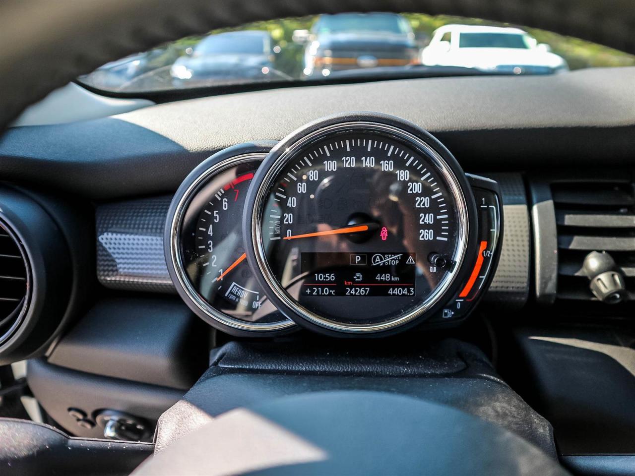 2020 MINI Cooper 5 Door Photo