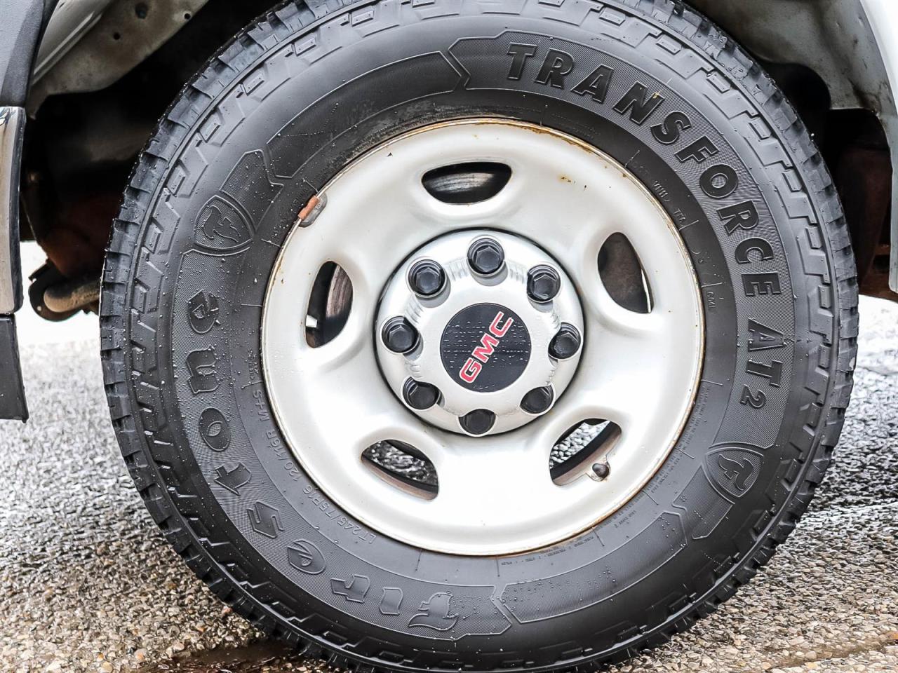 2020 GMC Savana Cargo Van BASE Photo