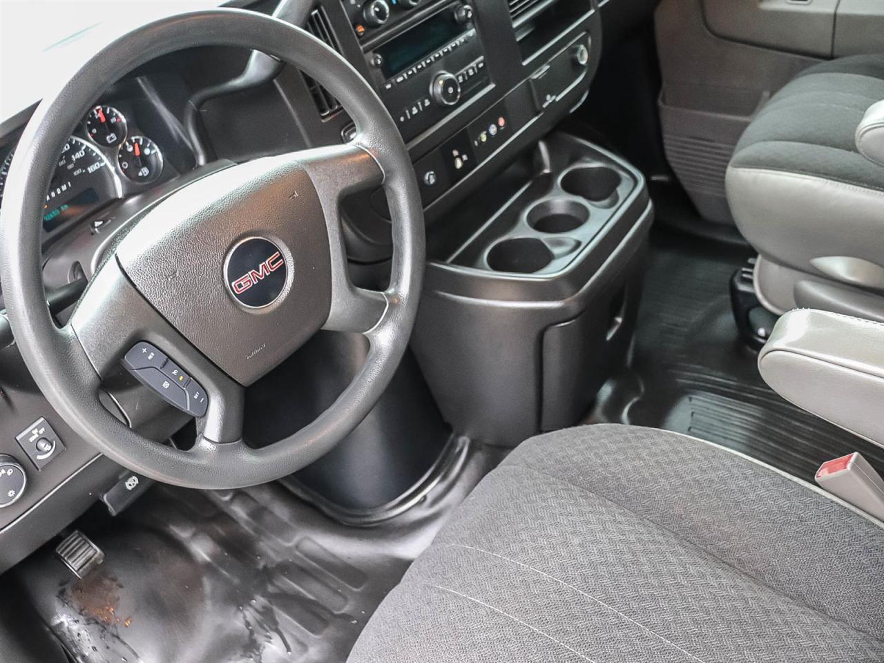 2020 GMC Savana Cargo Van BASE Photo