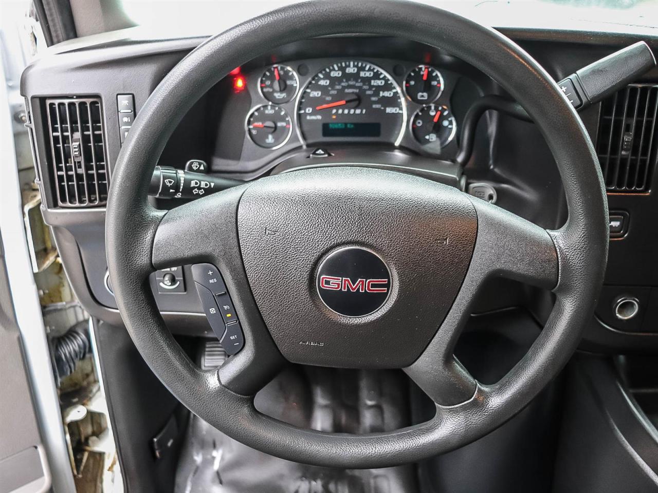 2020 GMC Savana Cargo Van BASE Photo